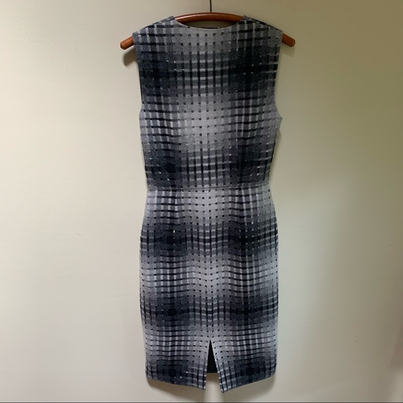 Marco de Vincenzo -- Gray Plaid Virgin Wool Over Metallic Lined Sheath Dress - Picture 5 of 15